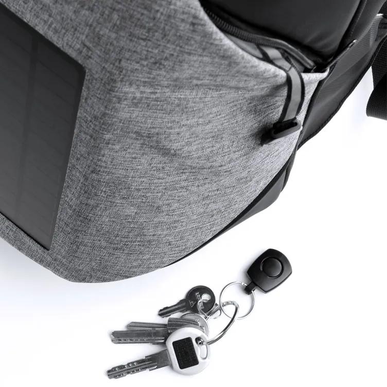 Mochila Koneit Conexión USB. Bolsillo Acolchado para Portátil y Tablet. Parte Trasera y Cintas Acolchadas. Cierre Seguridad Incluido