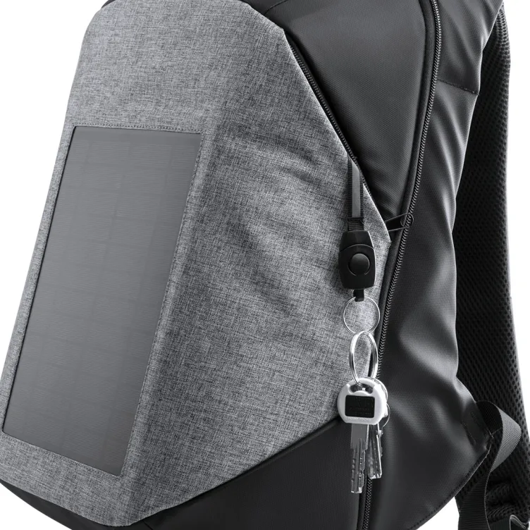 Mochila Koneit Conexión USB. Bolsillo Acolchado para Portátil y Tablet. Parte Trasera y Cintas Acolchadas. Cierre Seguridad Incluido