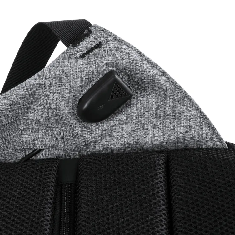 Mochila Koneit Conexión USB. Bolsillo Acolchado para Portátil y Tablet. Parte Trasera y Cintas Acolchadas. Cierre Seguridad Incluido