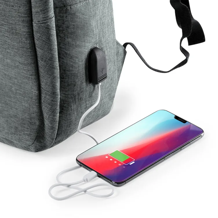 Mochila Mispat Conexión USB. Bolsillo Acolchado para Portátil y Tablet. Parte Trasera y Cintas Acolchadas