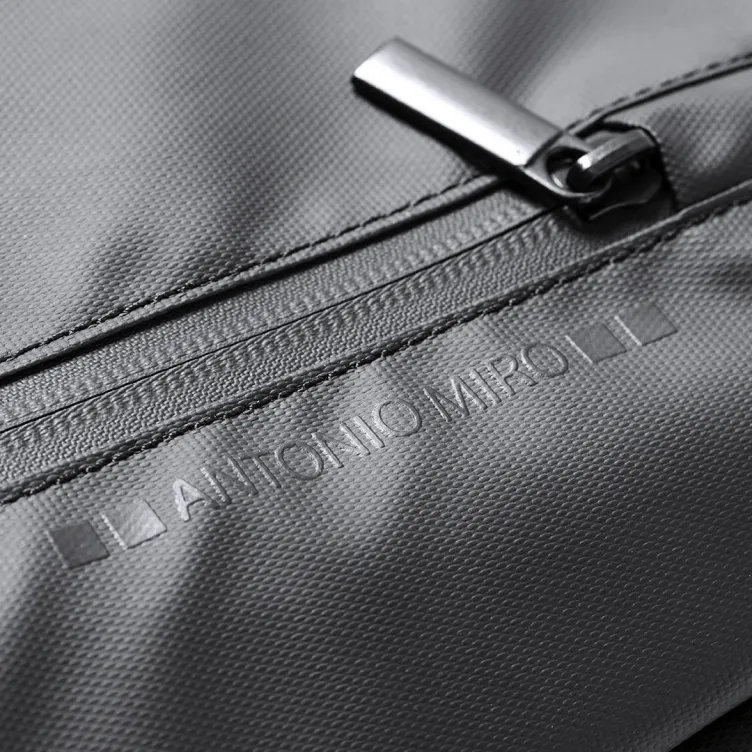 Mochila Kendrit Acolchada. Bolsillo Acolchado para Portátil y Tablet
