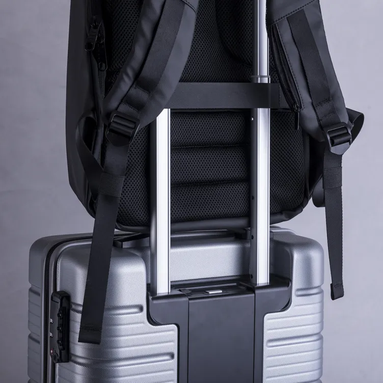Mochila Antirrobo Ranley Conexión USB. Bolsillo Acolchado para Portátil y Tablet. Parte Trasera y Cintas Acolchadas. Cierre Seguridad Incluido