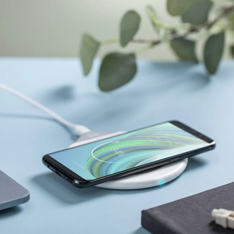 Calentador Tazas Cargador Kalan 350 ml. Inalámbrico. Carga Rápida 10W. Conexión USB. Cable Incluido
